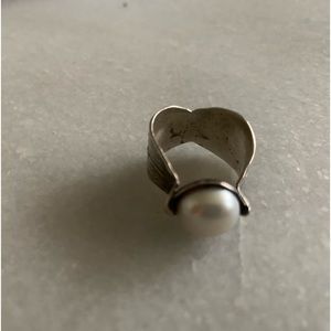Pearl ring